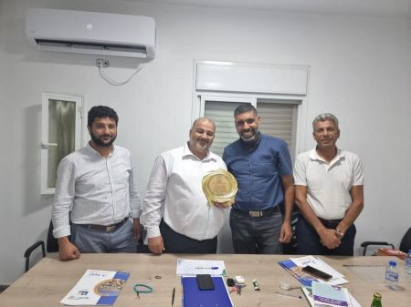 عباس يلتقي بالعديد من الجمعيات ومراكز الأبحاث والأطر الشبابية والطلابية والتطوعية